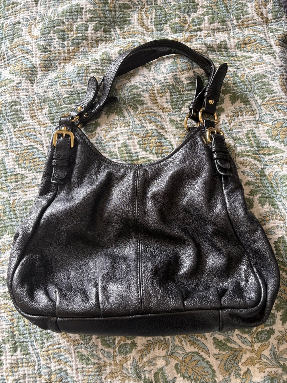 Vintage Danier Genuine Leather Hobo Bag – Black w/ Gold Hardware - Picture 2 of 5